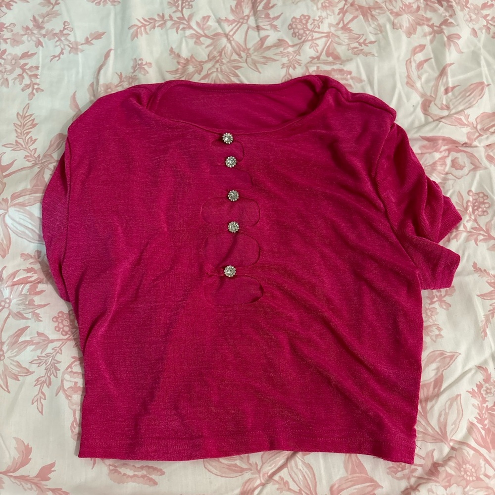 pink crop top